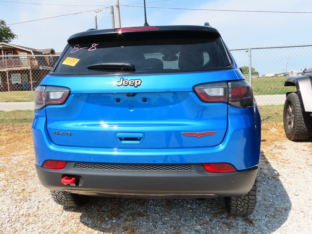 2024 Jeep Compass Trailhawk photo 4