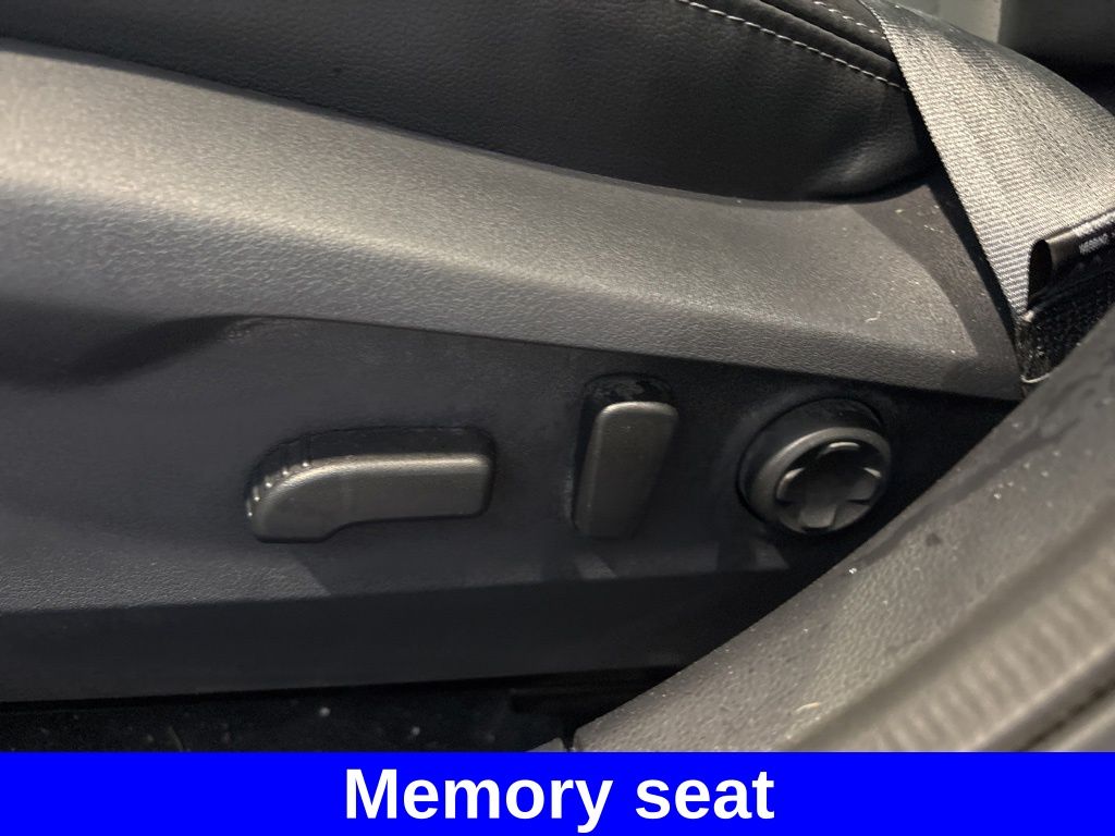 2025 Subaru Outback Limited photo 14
