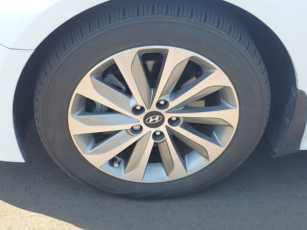 2017 Hyundai Sonata Sport photo 4