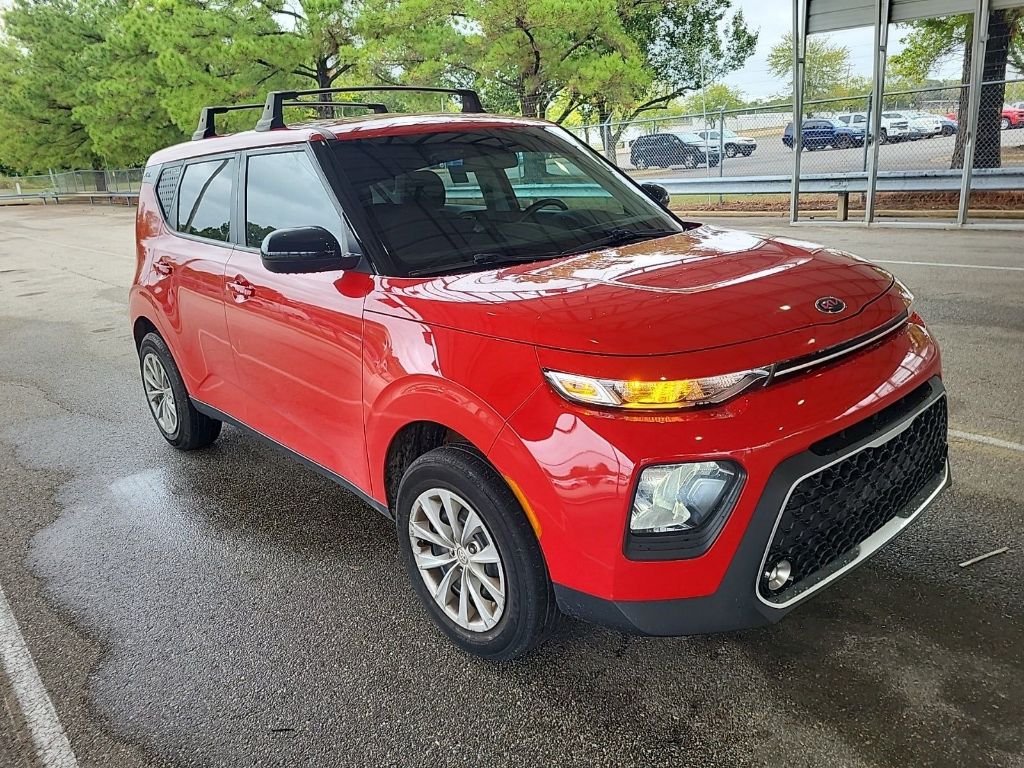 2020 Kia Soul LX photo 2
