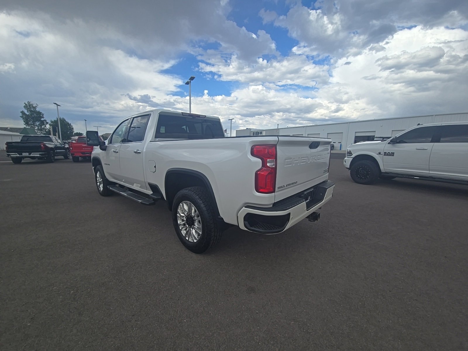 2022 Chevrolet Silverado 2500HD High Country photo 4