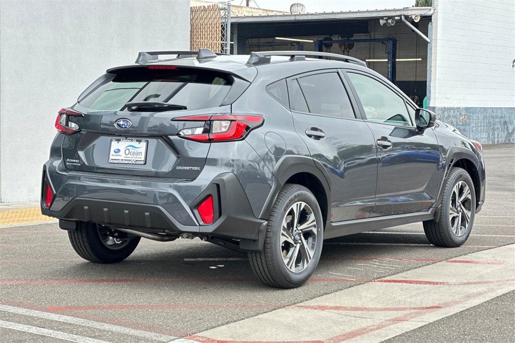 2025 Subaru Crosstrek Premium photo 2