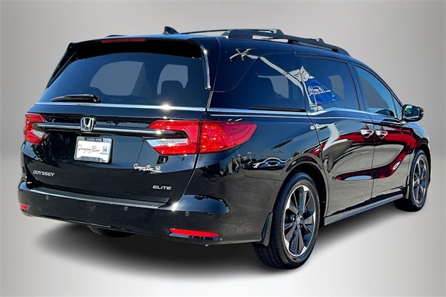 2023 Honda Odyssey Elite photo 4