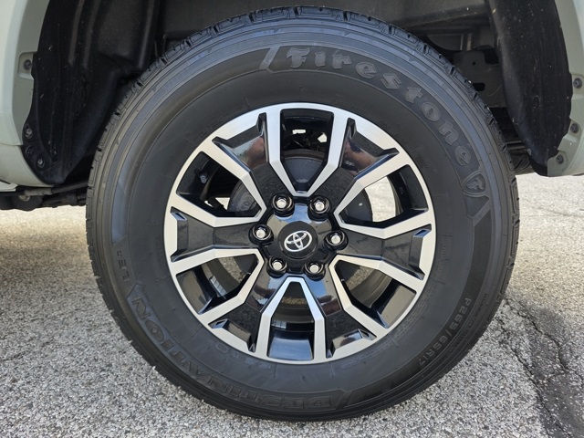 2023 Toyota Tacoma TRD Sport photo 22