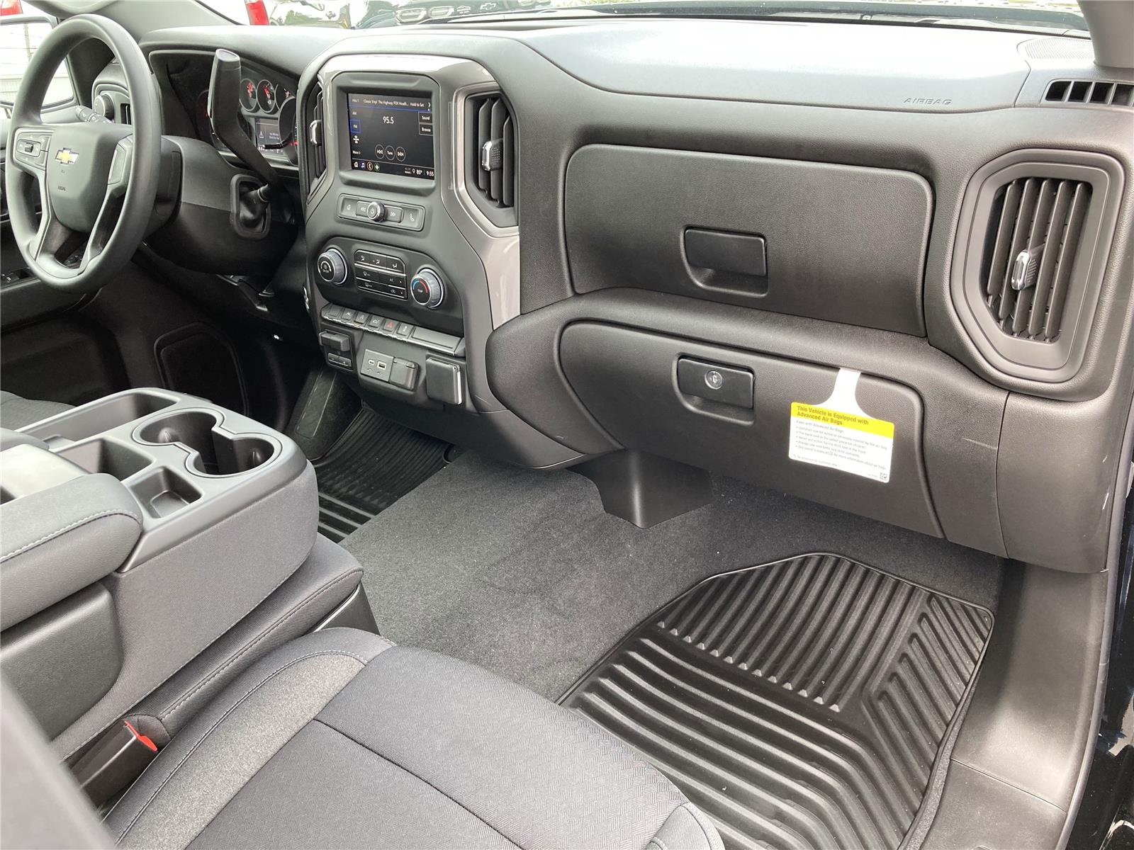 2025 Chevrolet Silverado 1500 Custom photo 32