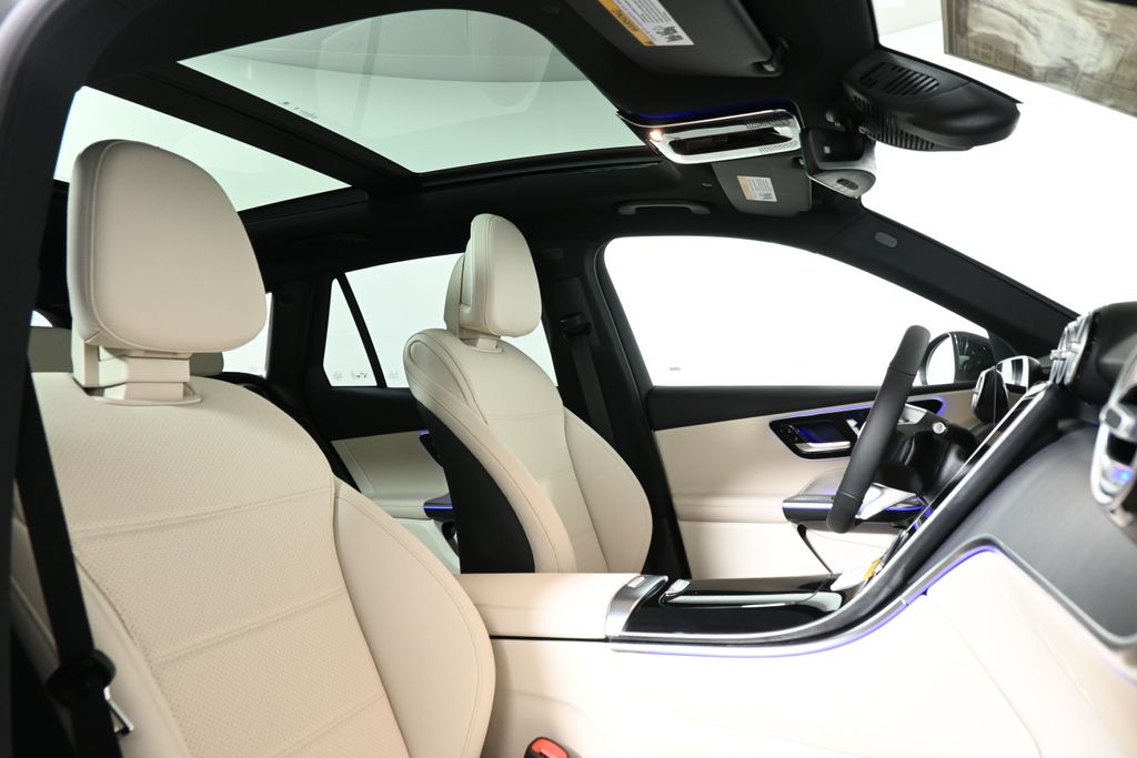 2025 Mercedes Benz GLC 300 4MATIC photo 20