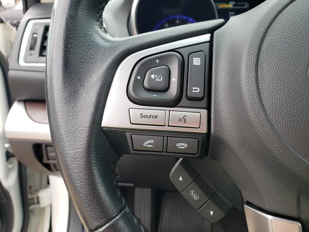 2017 Subaru Outback 3.6R Limited photo 29