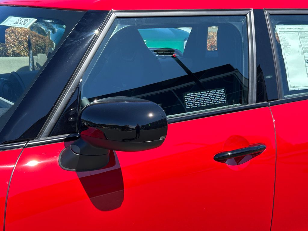 2025 Mini Cooper 4 Door Hardtop Signature photo 10