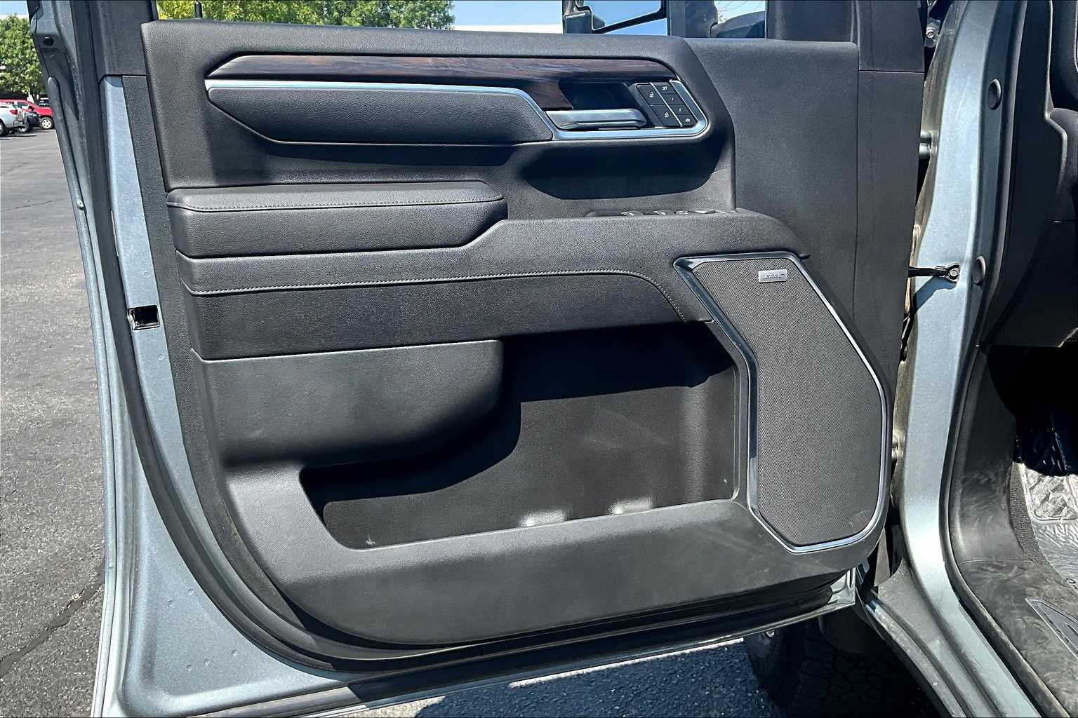 2025 Gmc Sierra SLT photo 18