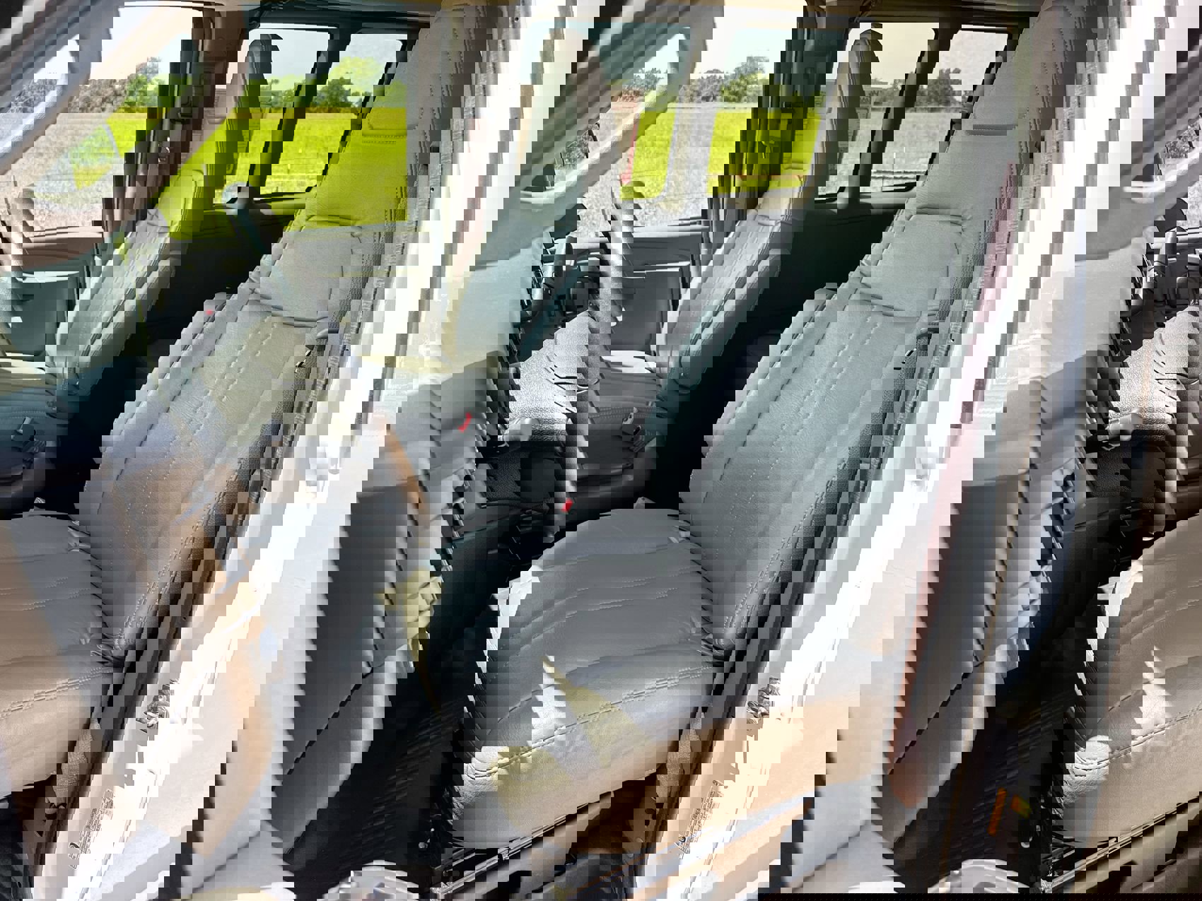 2023 Chevrolet Express Passenger LS photo 10