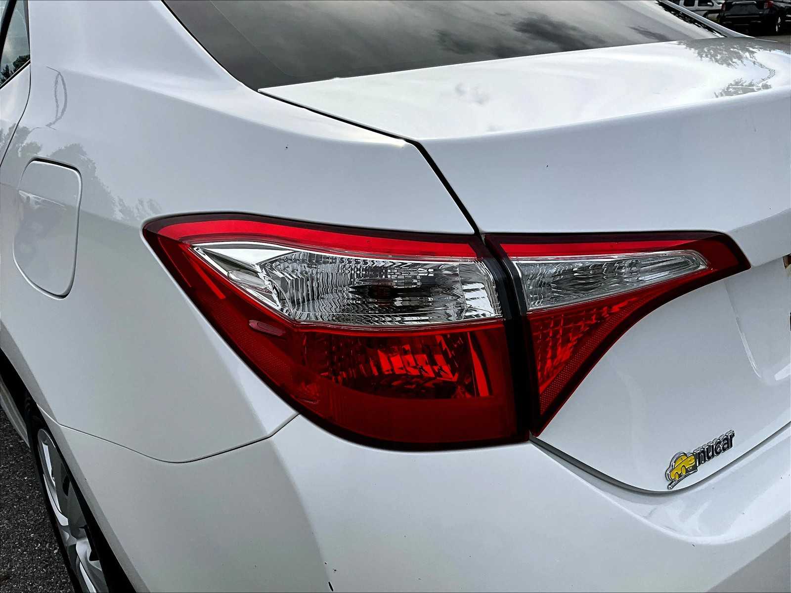 2016 Toyota Corolla L photo 30