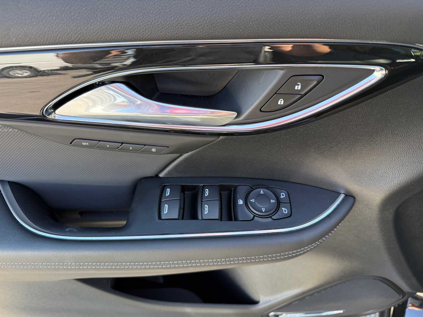 2025 Buick Envision Preferred photo 14
