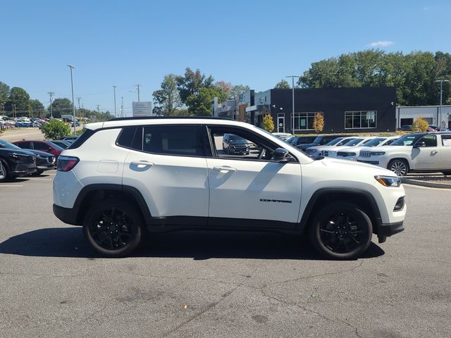 2026 Jeep Compass Latitude photo 16