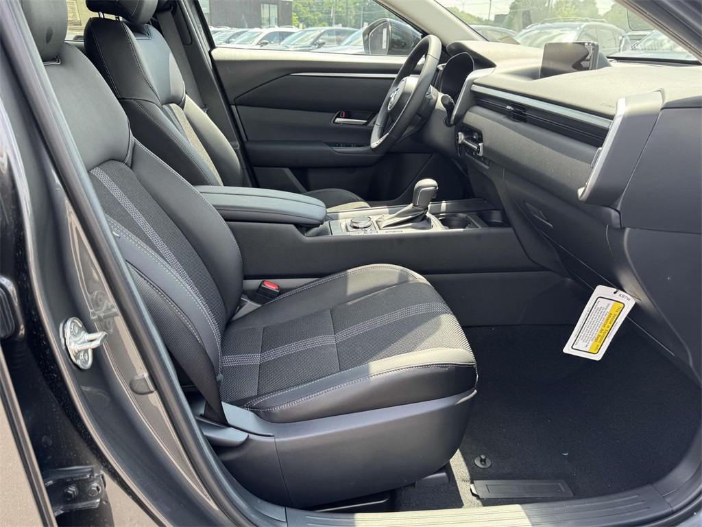 2025 Mazda CX-50 Preferred photo 15
