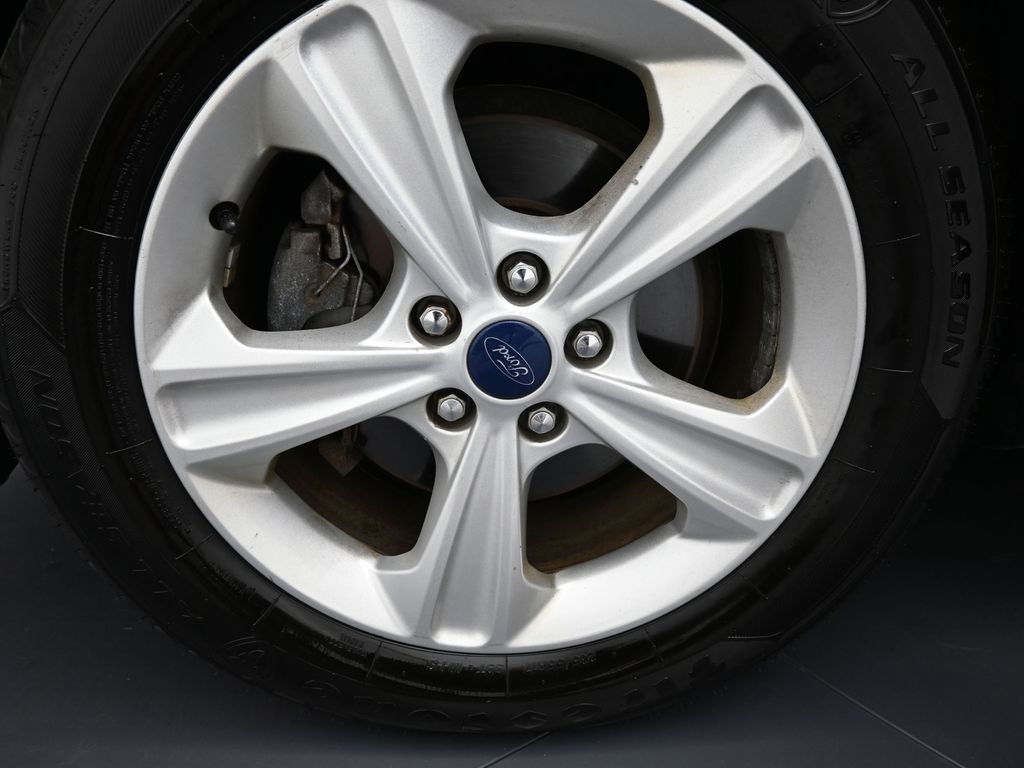 2014 Ford Escape SE photo 23