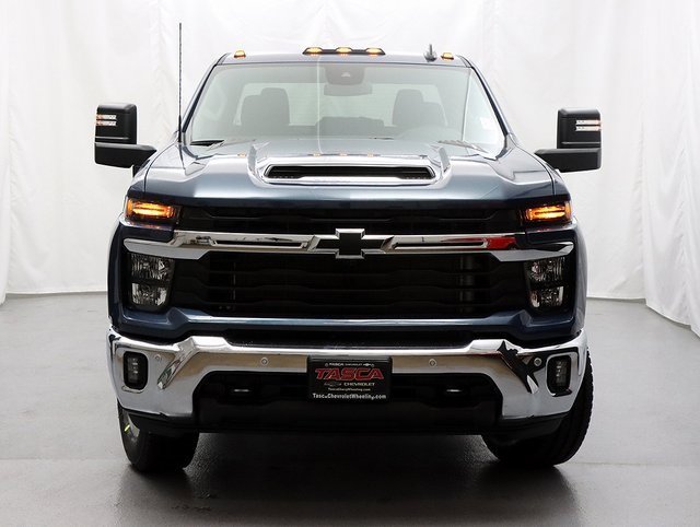 2025 Chevrolet Silverado 2500HD LT photo 5
