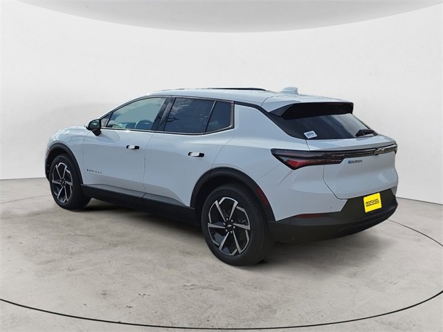 2026 Chevrolet Equinox EV 1LT photo 3