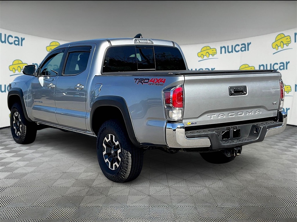 2023 Toyota Tacoma TRD Off-Road photo 4