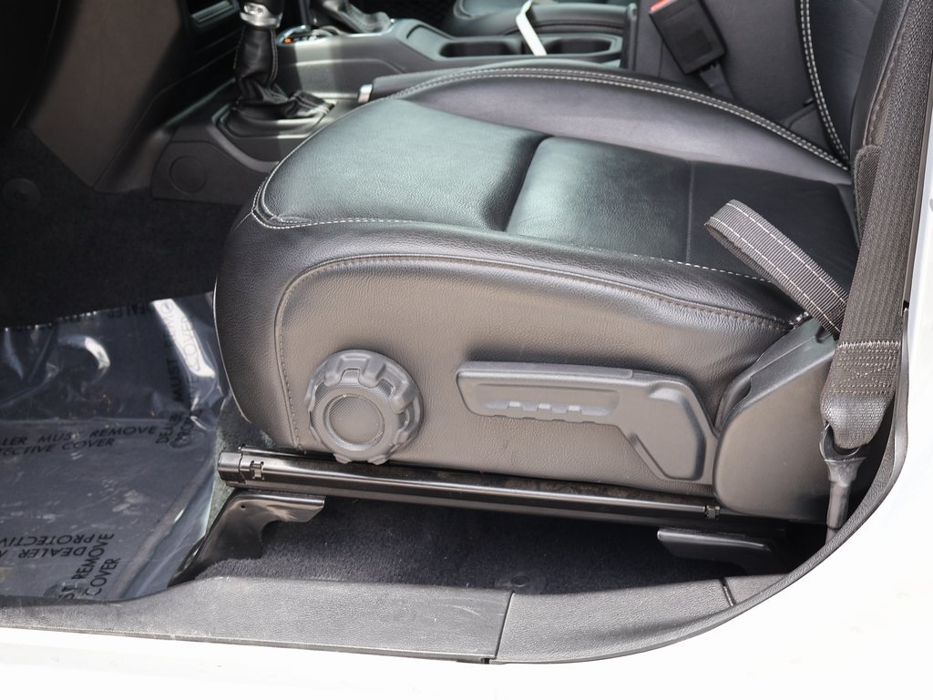 2023 Jeep Wrangler Sahara 4xe photo 22