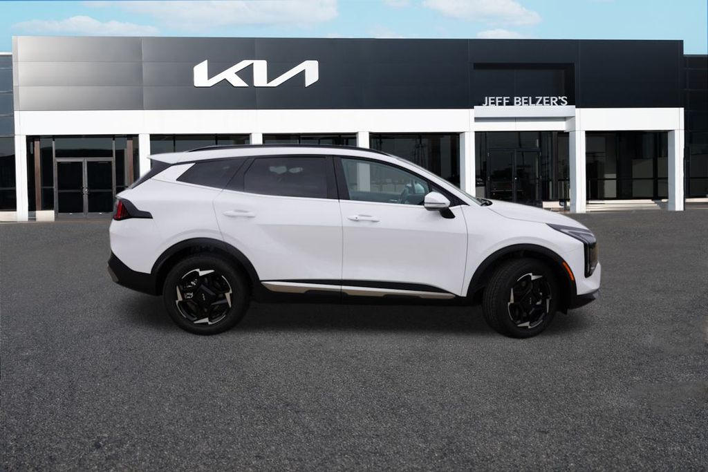 2026 Kia Sportage EX photo 2