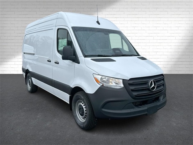 2025 Mercedes-Benz Sprinter Cargo Van Base's photo