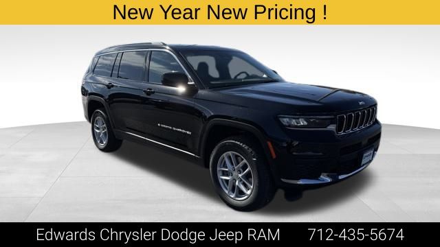 2025 Jeep Grand Cherokee L Laredo's photo