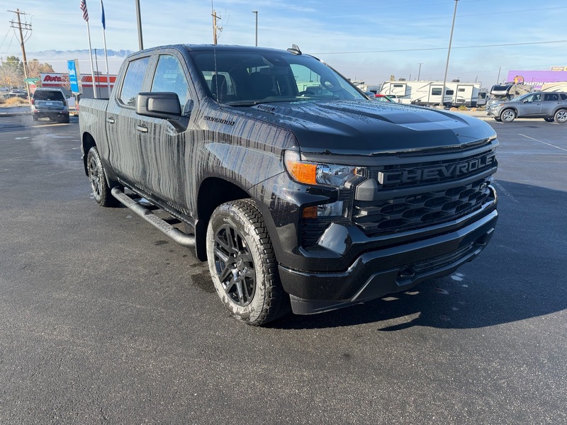 2026 Chevrolet Silverado 1500 Custom's photo