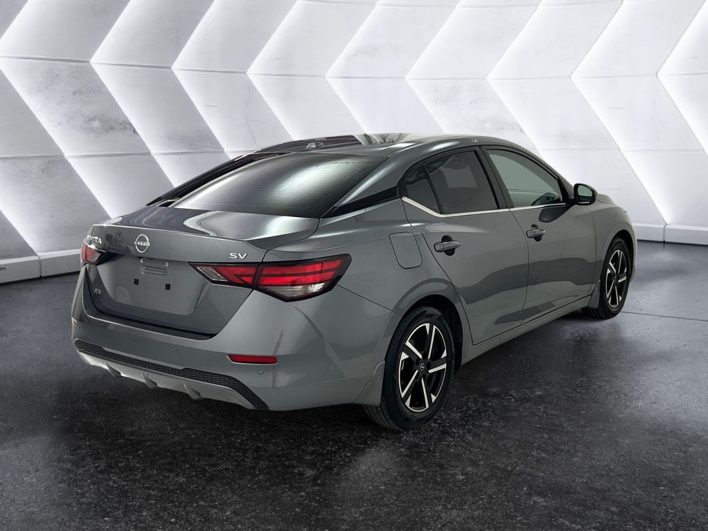 2024 Nissan Sentra SV photo 4