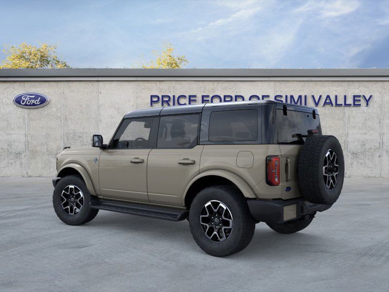 2025 Ford Bronco Outer Banks photo 4