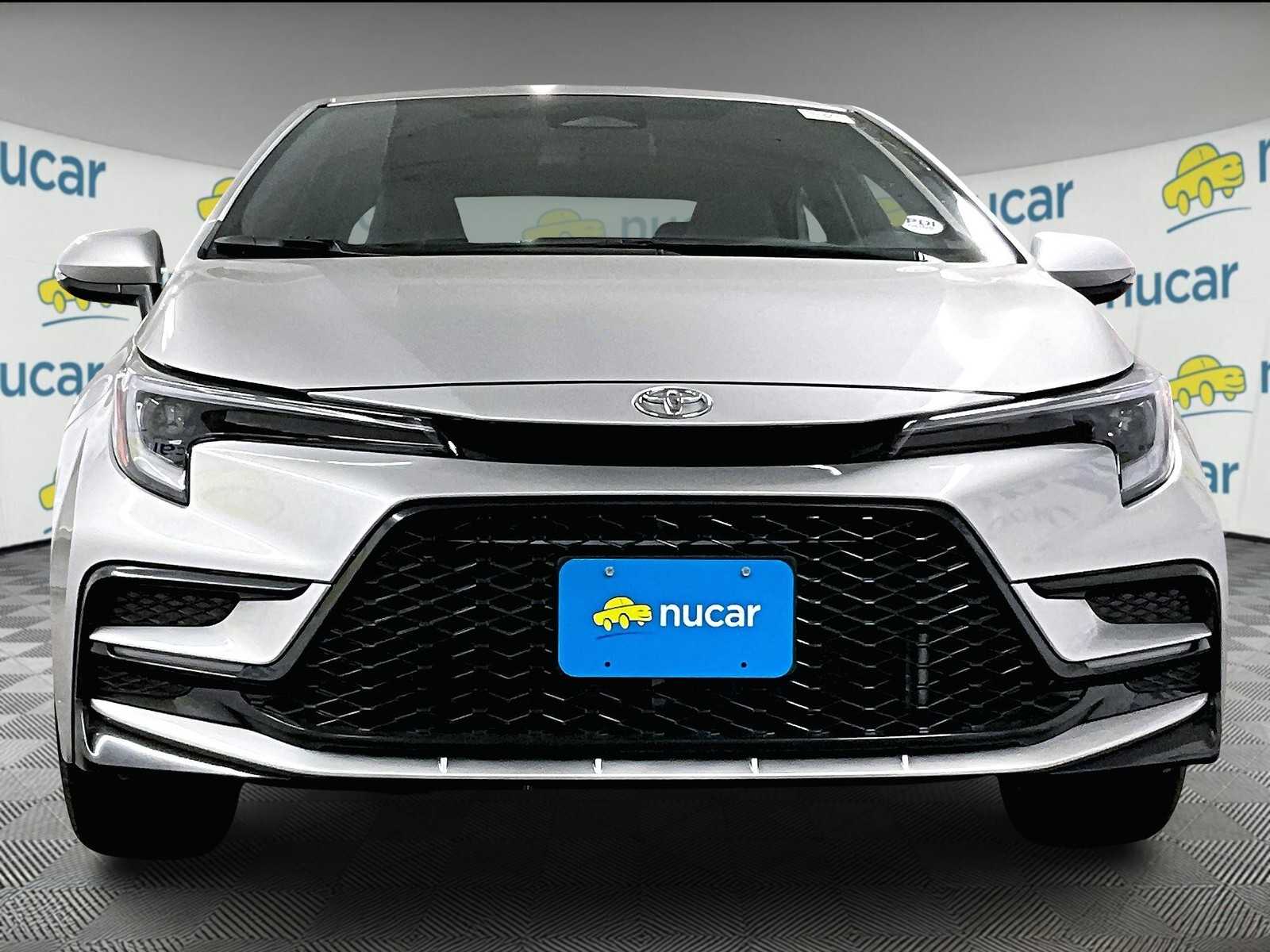 2025 Toyota Corolla SE photo 2