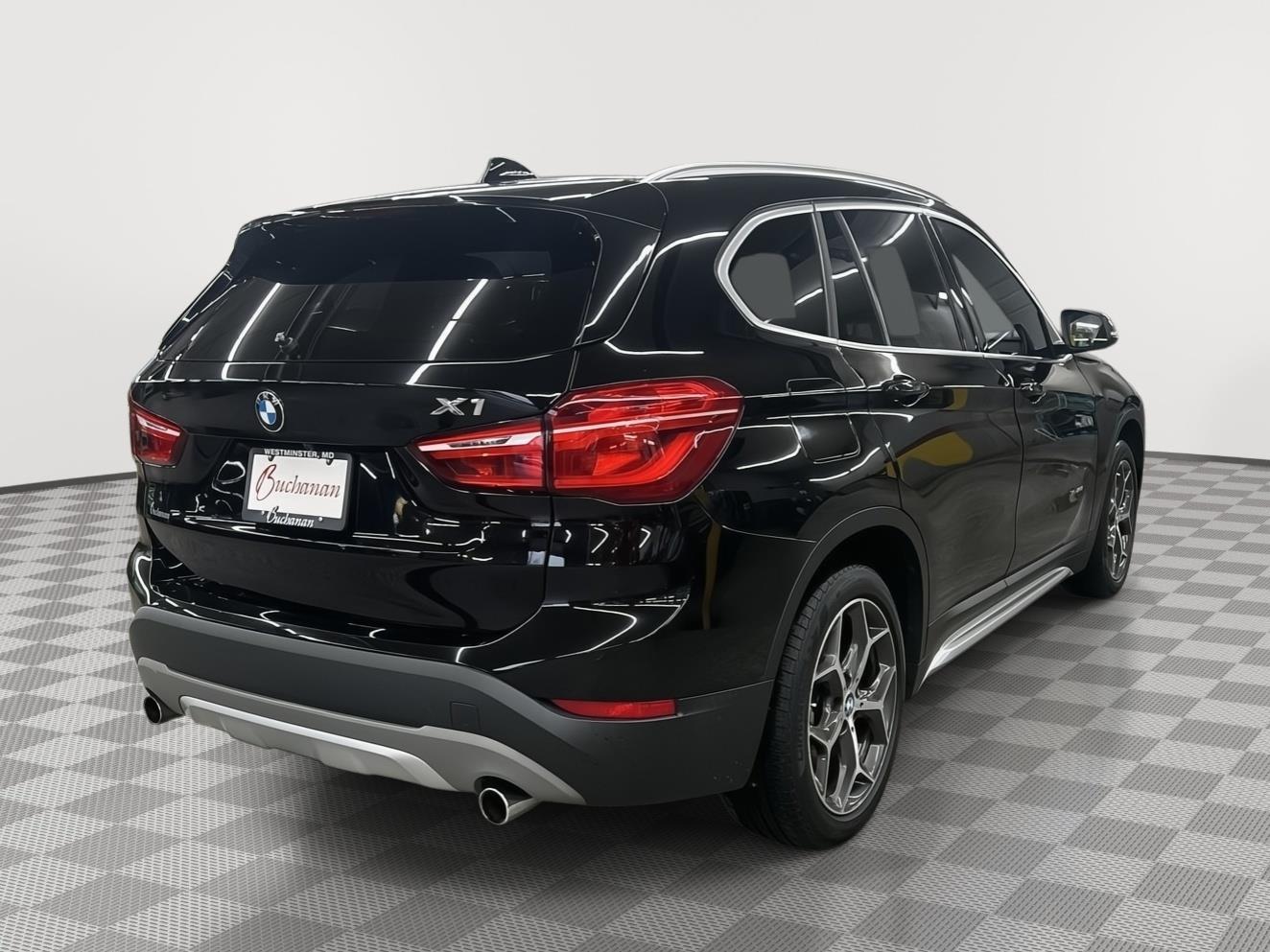 2017 Bmw X1 XDrive28i photo 4