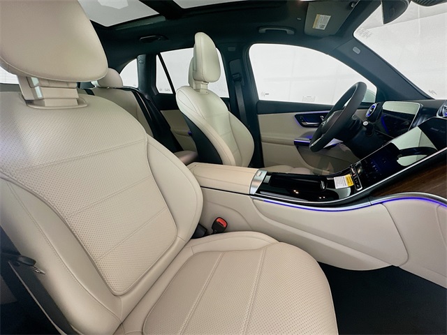 2026 Mercedes Benz GLC 300 photo 26