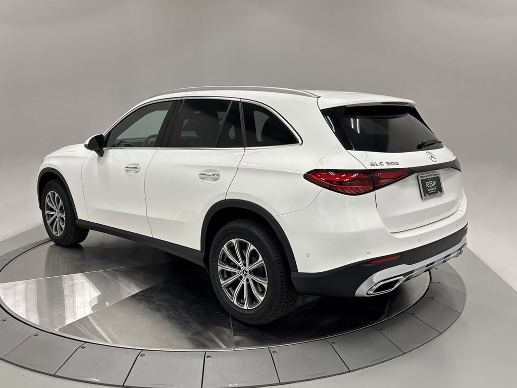 2026 Mercedes Benz GLC 300 4MATIC photo 5