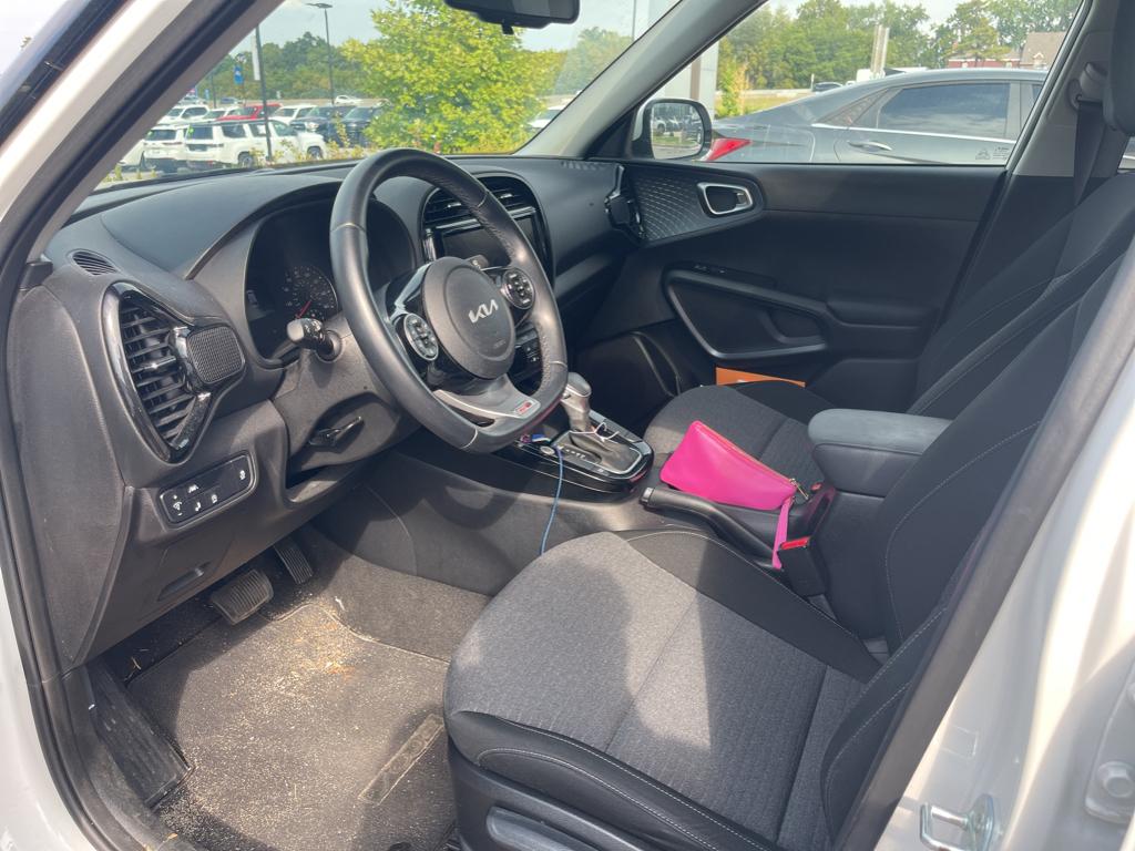 2022 Kia Soul GT-Line photo 4