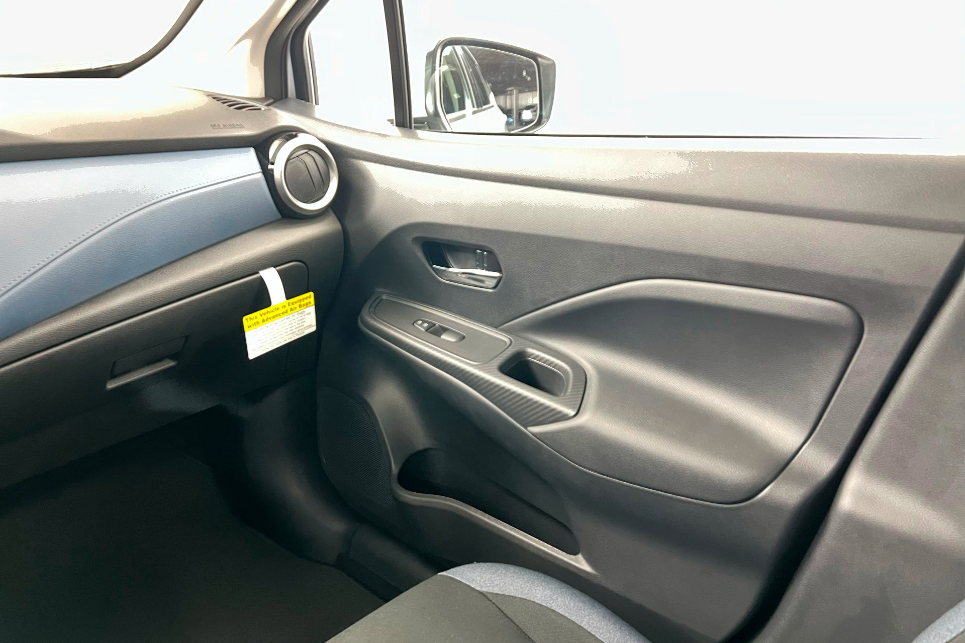 New 2025 Brilliant Silver Metallic Nissan SV image 11