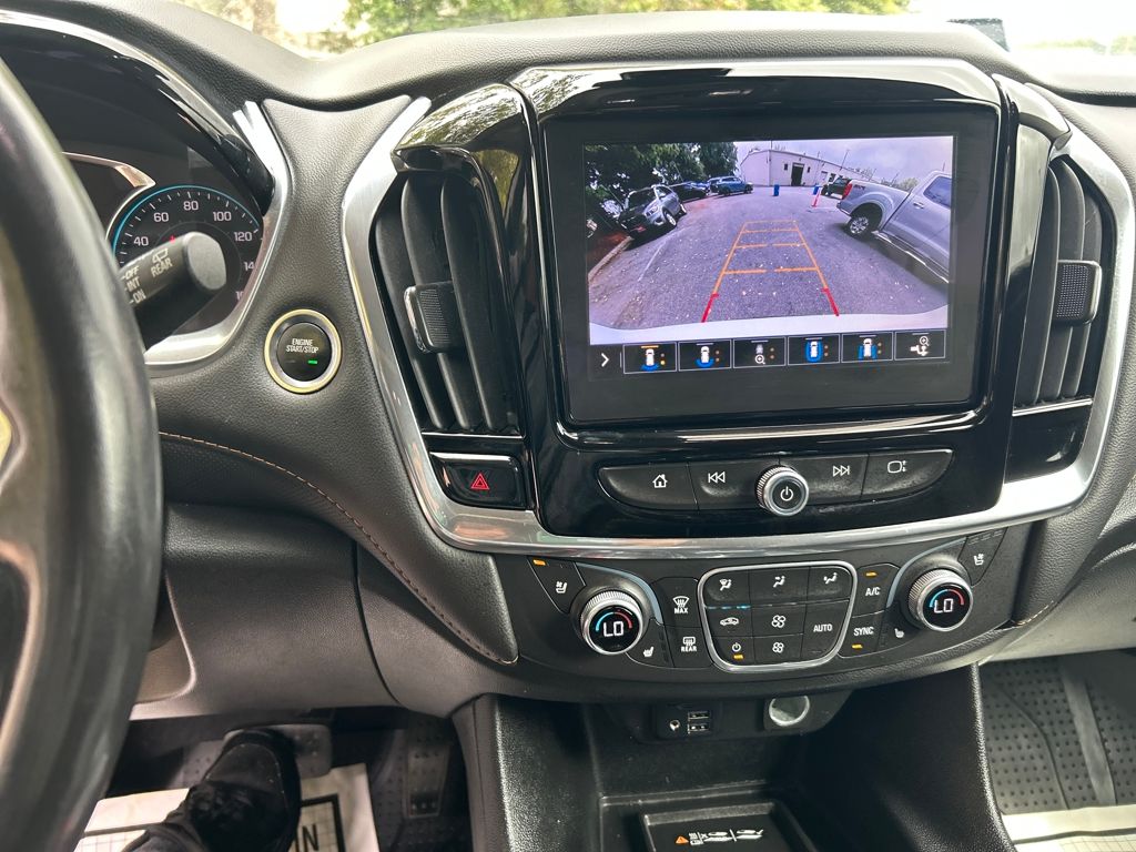 2020 Chevrolet Traverse Premier photo 8