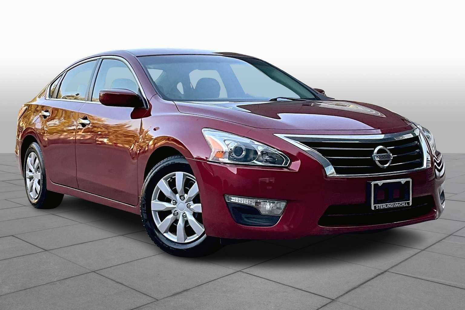 2014 Nissan Altima 2.5 S photo 2