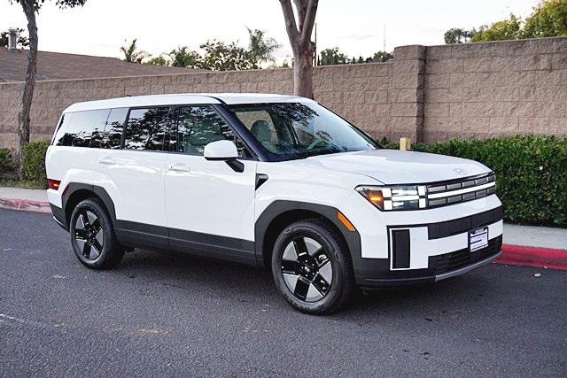 2026 Hyundai Santa Fe SE photo 3