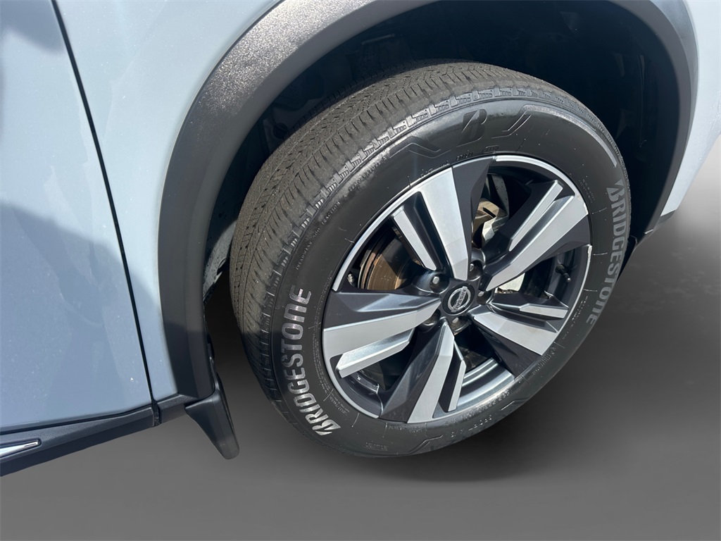 2021 Nissan Rogue SL photo 10