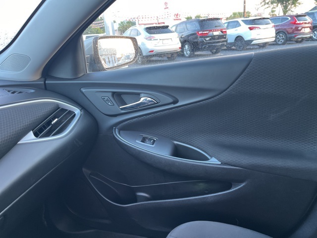 2023 Chevrolet Malibu 1LT photo 30