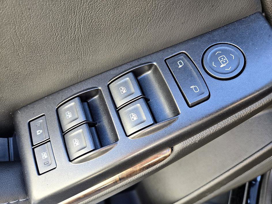 2017 Chevrolet Tahoe LS photo 27