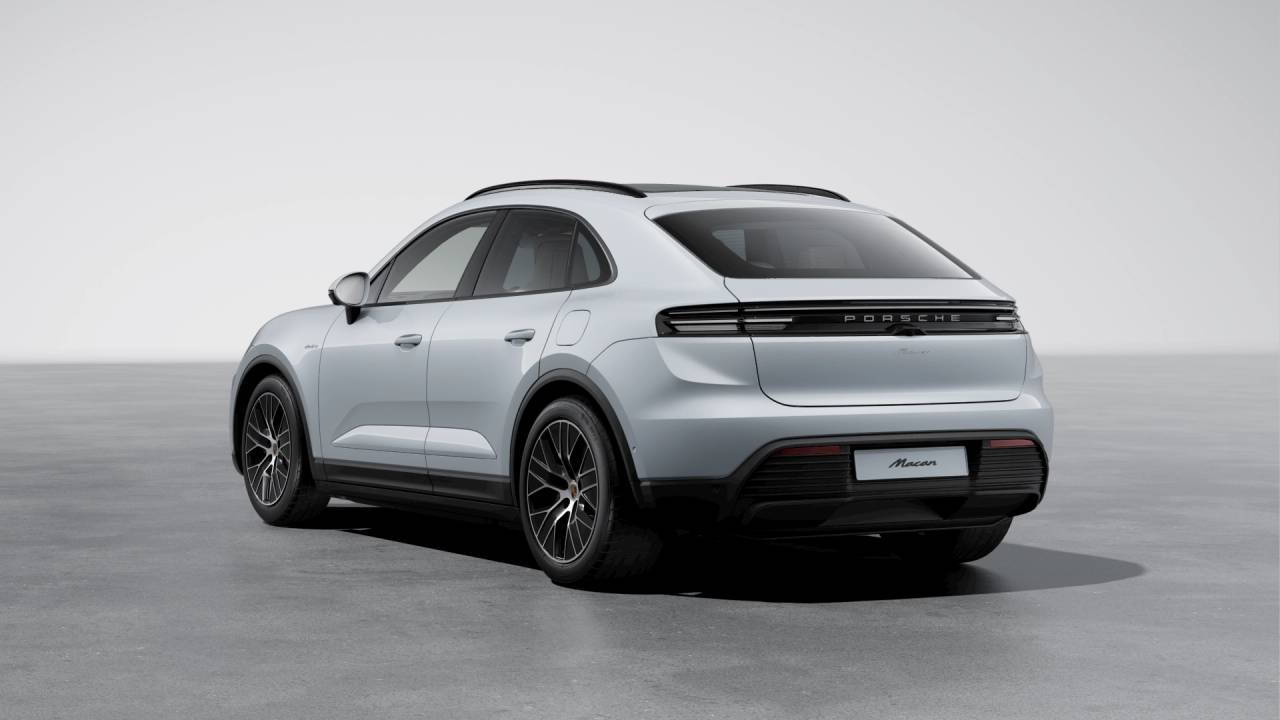 2026 Porsche Macan Electric photo 2