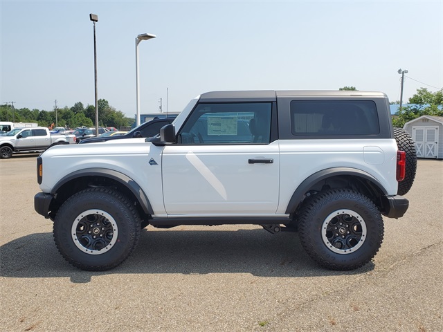 2024 Ford Bronco Black Diamond photo 7