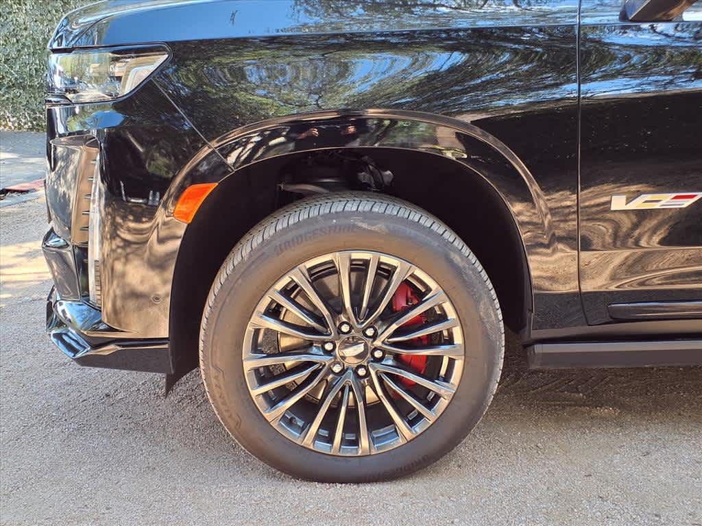 2024 Cadillac Escalade ESV V-Series photo 8