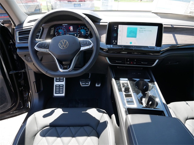 2025 Volkswagen Atlas SEL Premium R-Line photo 6