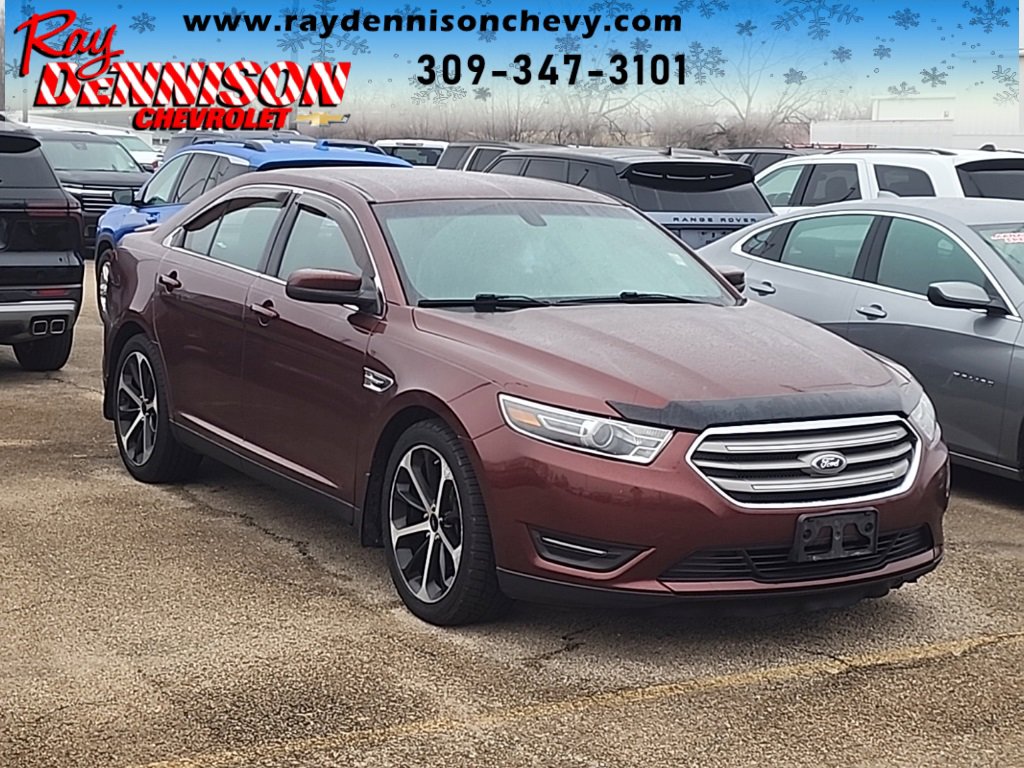 2016 Ford Taurus SEL's photo