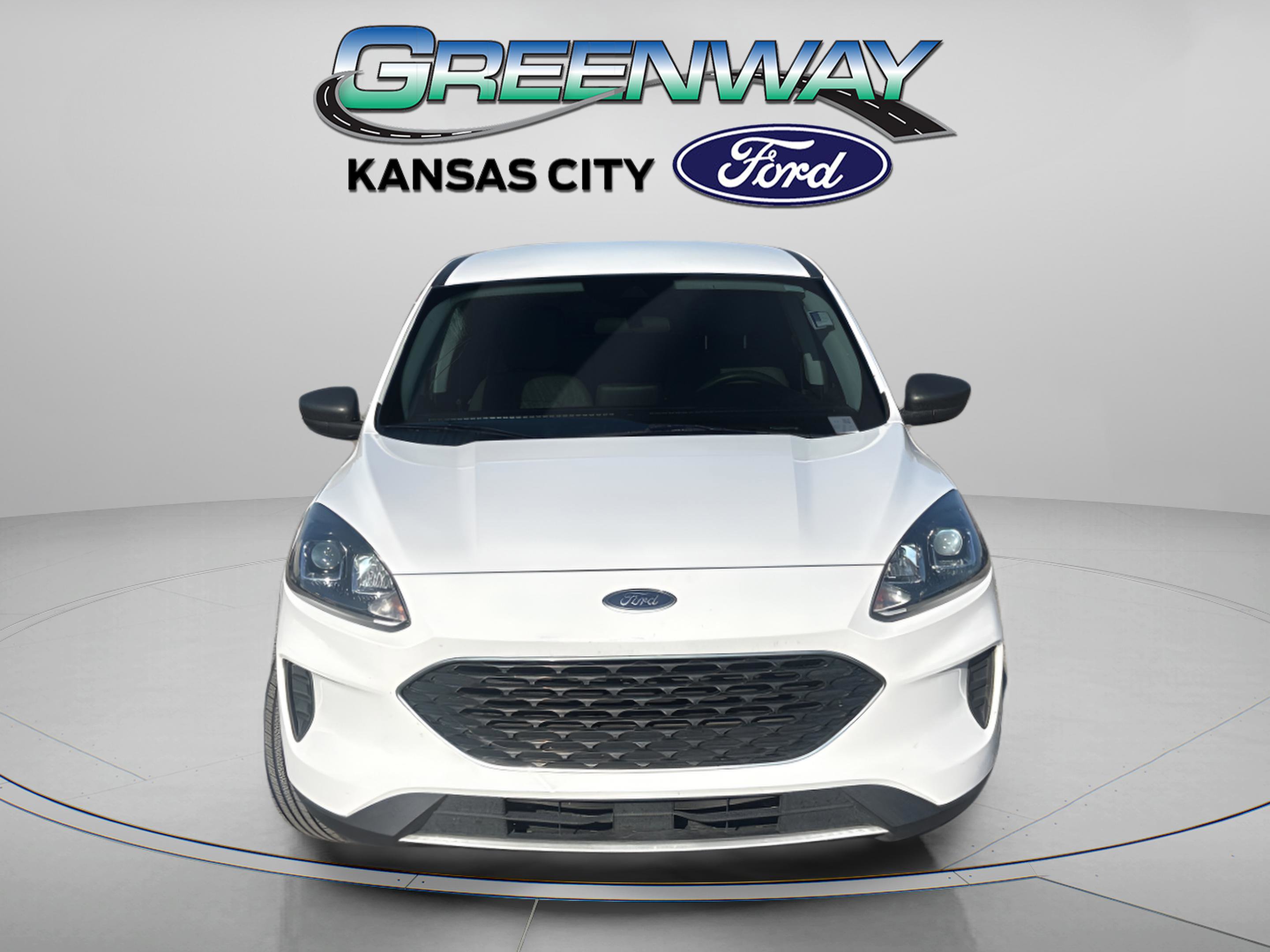 Used 2022 Ford Escape SE with VIN 1FMCU9BZ2NUA61699 for sale in Kansas City