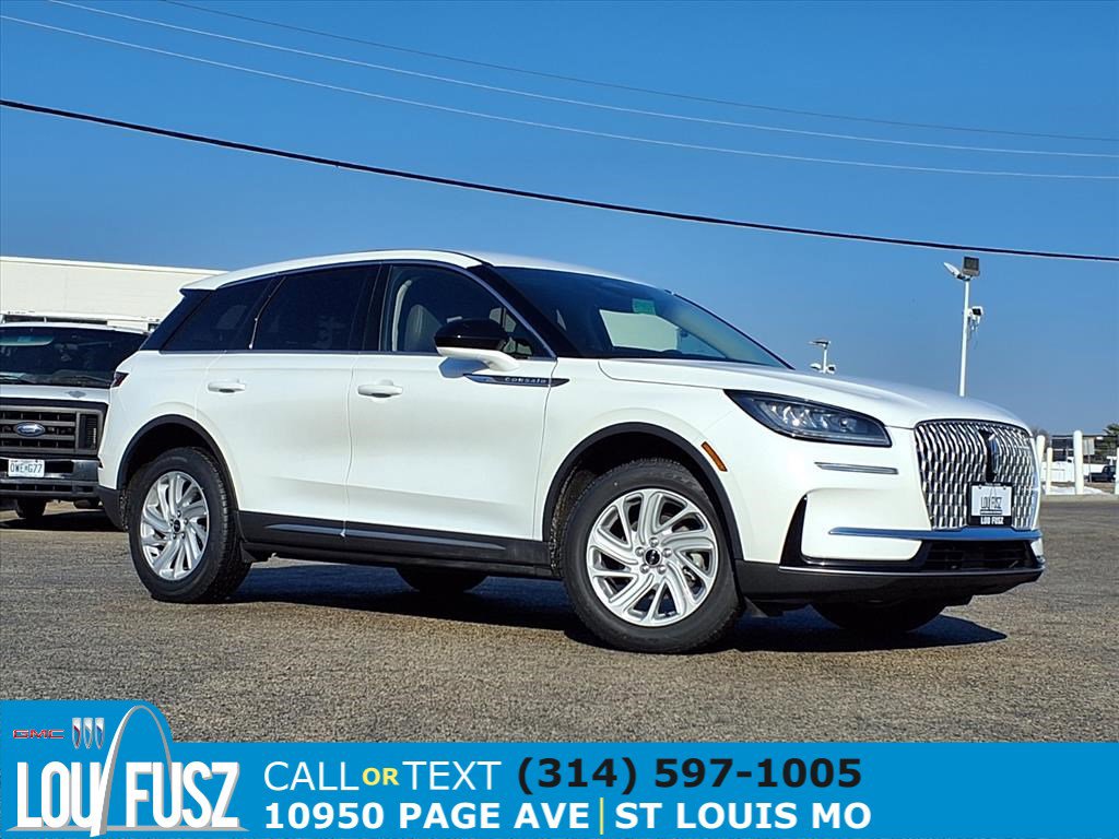 2023 Lincoln Corsair Base