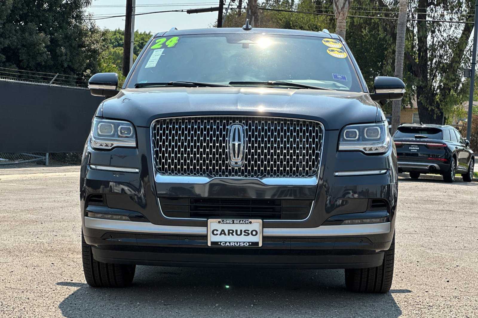 2024 Lincoln Navigator L Reserve photo 8