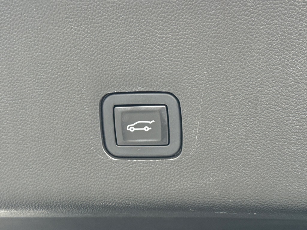 2018 Chevrolet Traverse Leather photo 24